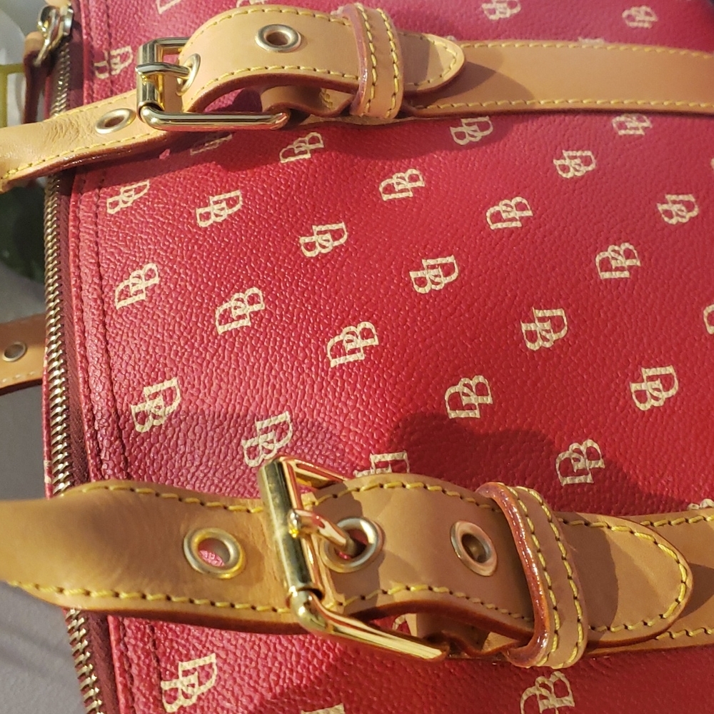 ❣️💫MARK DOWN💫❣️Dooney & Bourke Bag - Picture 2 of 11